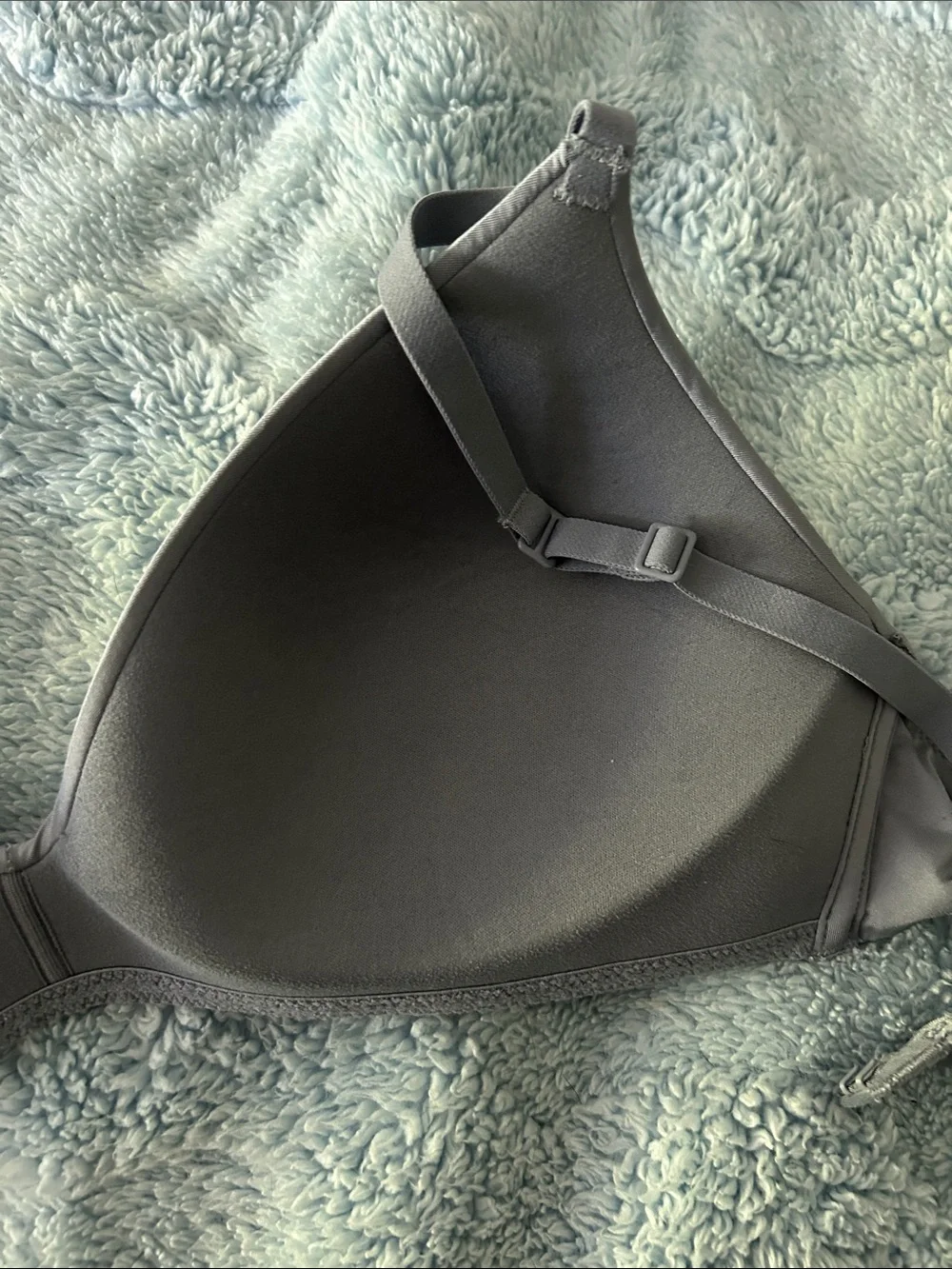 Skims Lightly Padded Wireless Bra 36B in Slate - Picture 5 of 6